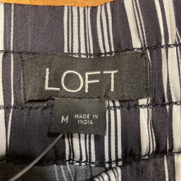 Ann Taylor LOFT Black & White Striped Shorts New - Picture 4 of 10